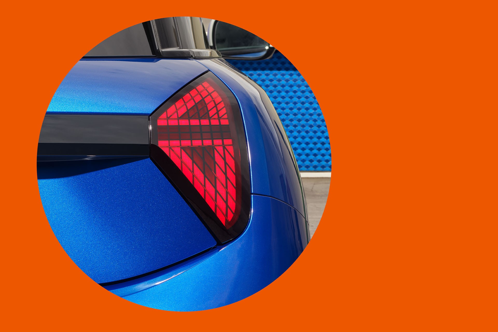 MINI all-electric - exterior - rear lights